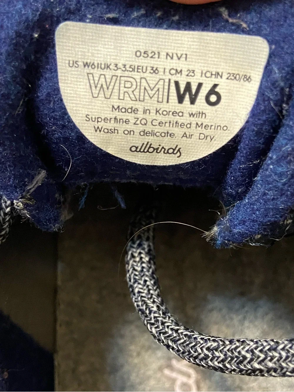 allbirds women Blue Knit Sneakers Sz 6